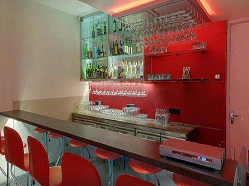 Hotel Singhs International Mumbai Exterior photo
